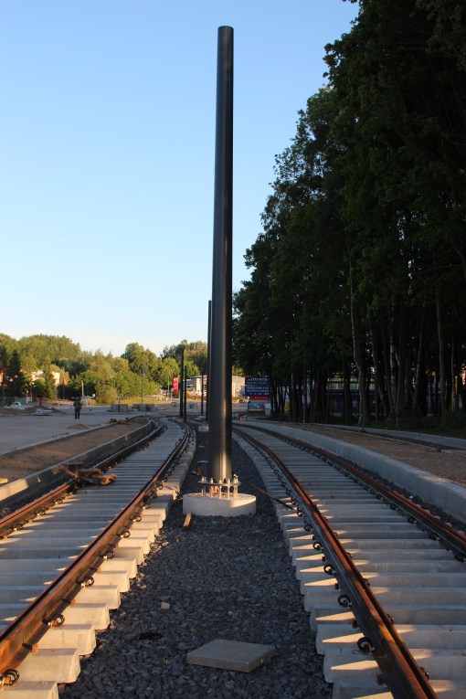 Budowa linii tramwajowej przy alei Sikorskiego (15 czerwca 2015)
