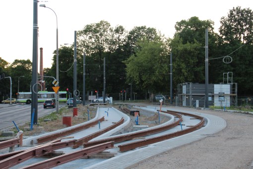Budowa linii tramwajowej przy ulicy Tuwima (15 czerwca 2015) - przystanek końcowy przy skrzyżowaniu z aleją Warszawską i ulicą Prawocheńskiego