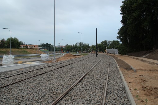 Budowa linii tramwajowej przy ulicy Obiegowej (18 czerwca 2015)