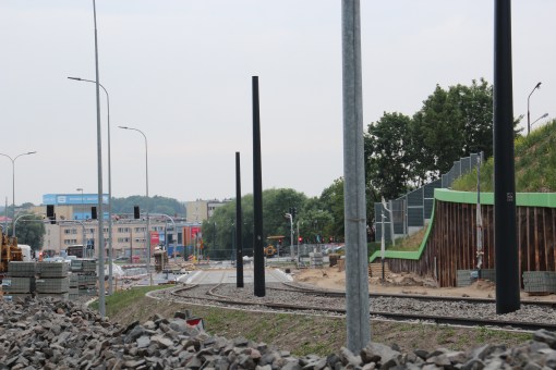 Budowa linii tramwajowej przy ulicy Obiegowej (18 czerwca 2015)