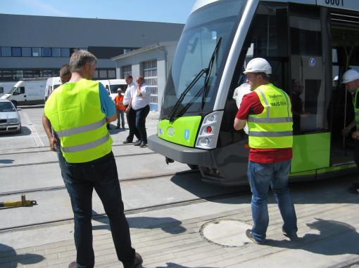 Solaris Tramino Olsztyn #3001 w zajezdni tramwajowej (12 czerwca 2015)