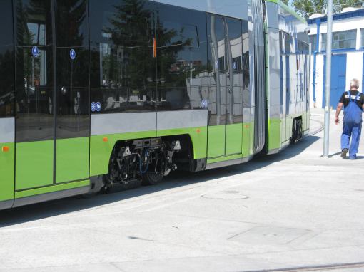 Solaris Tramino Olsztyn #3001 w zajezdni tramwajowej (12 czerwca 2015)