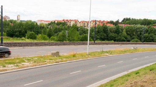 Budowa linii tramwajowej przy ulicy Płoskiego (12 lipca 2015)