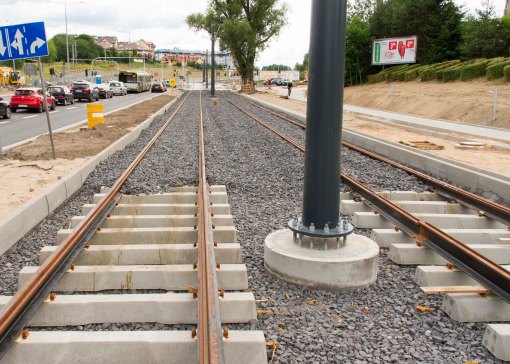 Budowa linii tramwajowej przy alei Sikorskiego (12 lipca 2015)