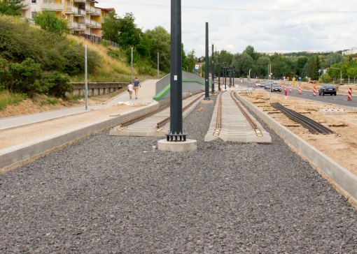 Budowa linii tramwajowej przy alei Sikorskiego (12 lipca 2015)