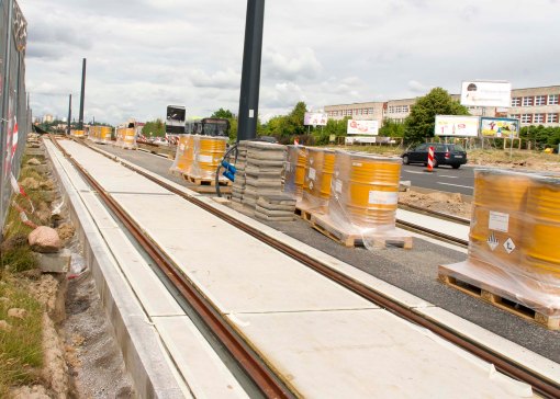 Budowa linii tramwajowej przy alei Sikorskiego (12 lipca 2015)