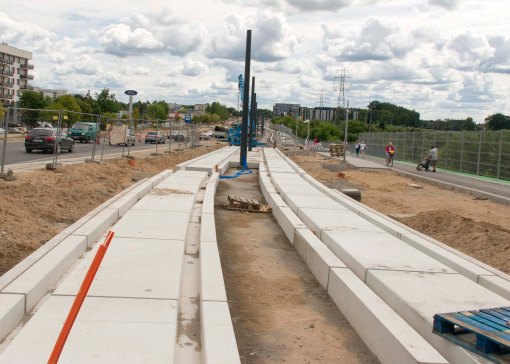 Budowa linii tramwajowej przy alei Sikorskiego (12 lipca 2015)