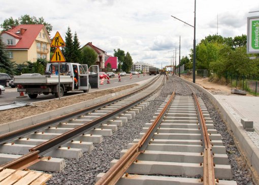 Budowa linii tramwajowej przy alei Sikorskiego (12 lipca 2015)