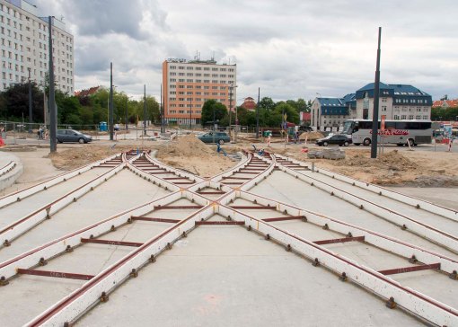 Budowa linii tramwajowej na placu Konstytucji 3 Maja (12 lipca 2015)
