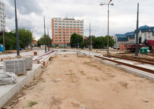 Budowa linii tramwajowej na placu Konstytucji 3 Maja (12 lipca 2015) - przystanek końcowy Dworzec Główny