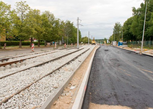 Budowa linii tramwajowej w ulicy Towarowej (12 lipca 2015)