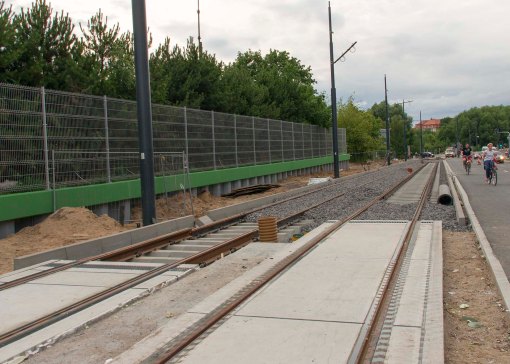 Budowa linii tramwajowej przy alei Sikorskiego (12 lipca 2015)