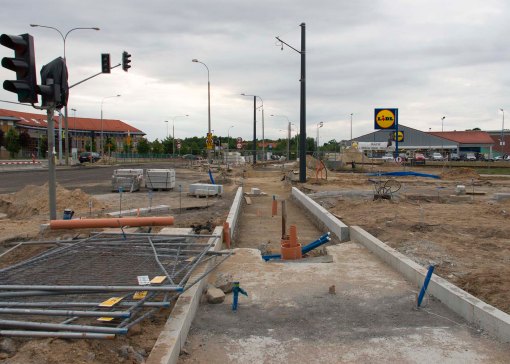 Budowa linii tramwajowej przy ulicy Tuwima (12 lipca 2015)