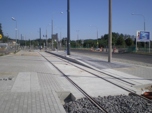 Budowa linii tramwajowej przy ulicy Tuwima (15 sierpnia 2015) - przystanek Uniwersytet-Pływalnia