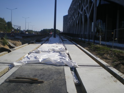 Budowa linii tramwajowej przy alei Sikorskiego (15 sierpnia 2015)