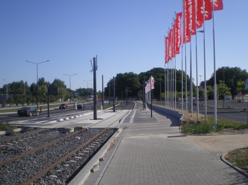 Budowa linii tramwajowej przy alei Sikorskiego (15 sierpnia 2015) - przystanek Real