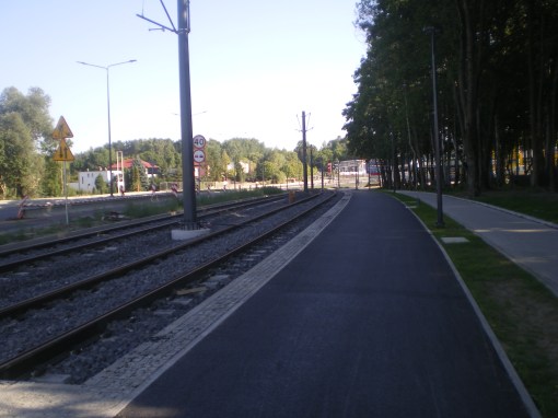 Budowa linii tramwajowej przy alei Sikorskiego (15 sierpnia 2015)