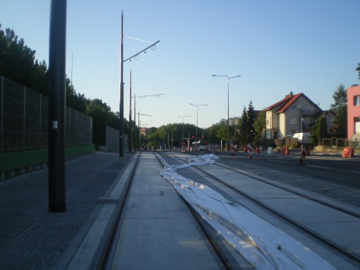 Budowa linii tramwajowej przy alei Sikorskiego (15 sierpnia 2015)