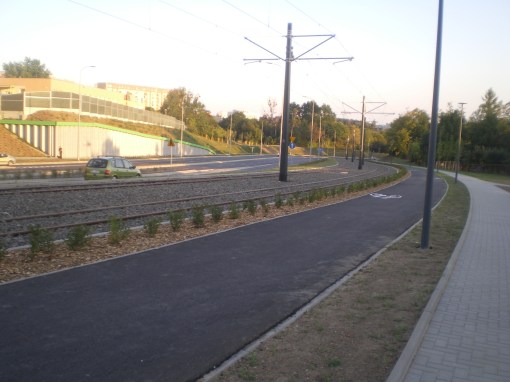 Budowa linii tramwajowej przy ulicy Obiegowej (15 sierpnia 2015)