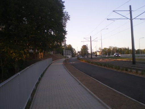 Budowa linii tramwajowej przy ulicy Obiegowej (15 sierpnia 2015)