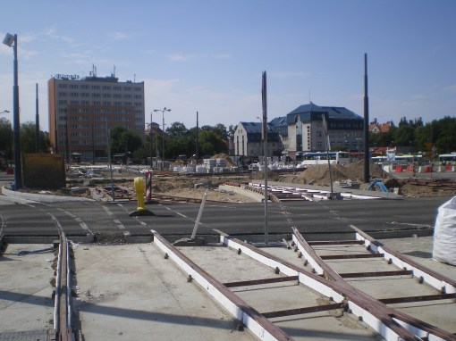 Budowa linii tramwajowej na placu Konstytucji 3 Maja (16 sierpnia 2015)