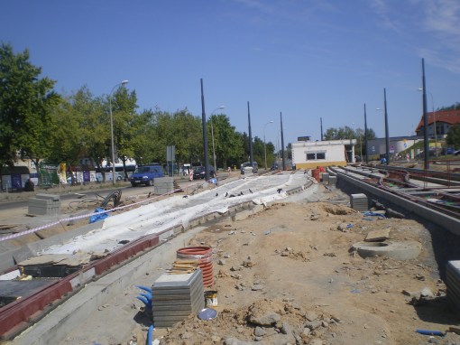 Budowa linii tramwajowej na placu Konstytucji 3 Maja (16 sierpnia 2015)