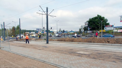 Budowa linii tramwajowej przy alei Sikorskiego (16 września 2015) - przystanek Galeria Warmińska