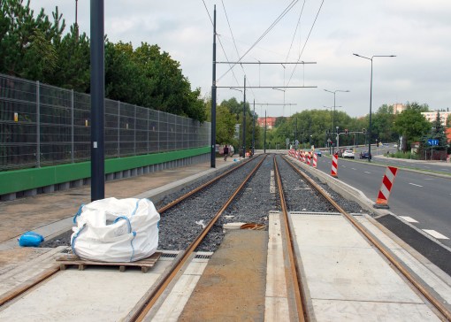 Budowa linii tramwajowej przy alei Sikorskiego (16 września 2015)