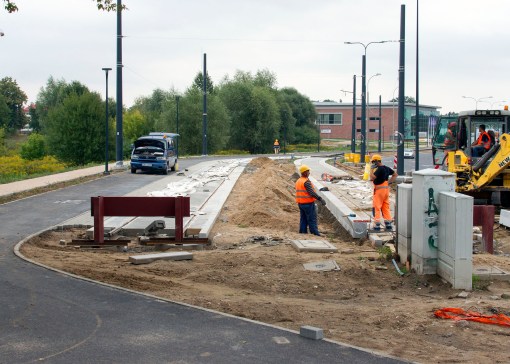 Budowa linii tramwajowej przy ulicy Tuwima (16 września 2015) - przystanek końcowy Uniwersytet-Prawocheńskiego