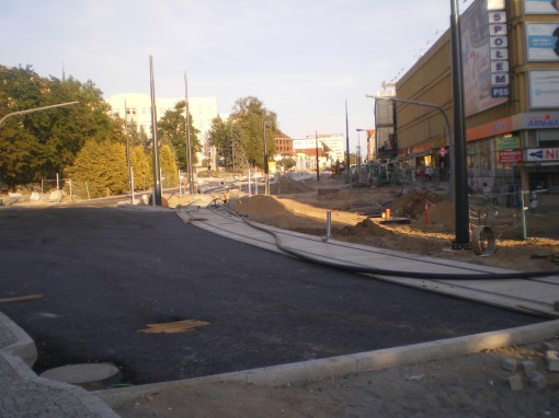 Budowa linii tramwajowej na placu Jana Pawła II (31 sierpnia 2015)
