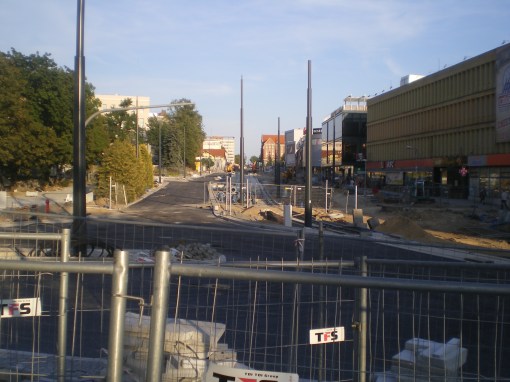 Budowa linii tramwajowej w alei Piłsudskiego (31 sierpnia 2015)