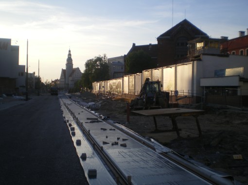 Budowa linii tramwajowej w alei Piłsudskiego (31 sierpnia 2015)