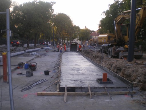 Budowa linii tramwajowej w ulicy Żołnierskiej (31 sierpnia 2015)