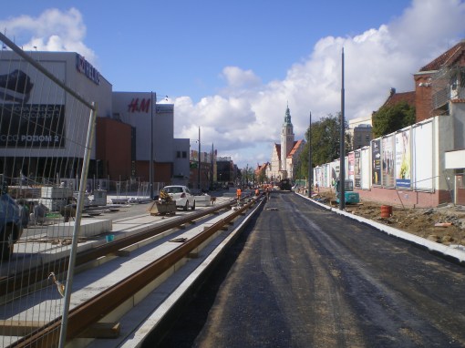 Budowa linii tramwajowej w alei Piłsudskiego (21 września 2015)