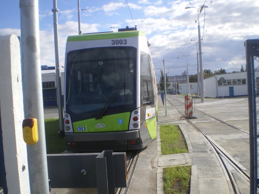 Solaris Tramino Olsztyn S111O #3003 na torze testowym w zajezdni tramwajowej (21 września 2015)