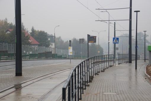 Budowa linii tramwajowej przy ulicy Tuwima (18 października 2015) - przystanek Pozorty