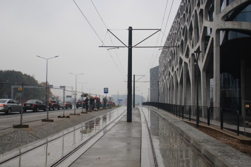 Budowa linii tramwajowej przy alei Sikorskiego (18 października 2015) - przystanek Galeria Warmińska
