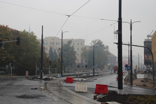 Budowa linii tramwajowej w alei Piłsudskiego (18 października 2015)