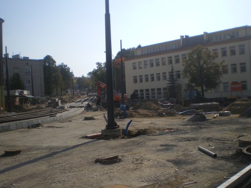 Budowa linii tramwajowej na skrzyżowaniu ulic Kościuszki i Żołnierskiej (4 października 2015)