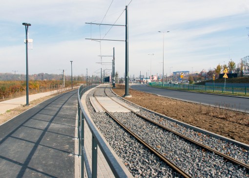 Linia tramwajowa przy ulicy Tuwima (31 października 2015)