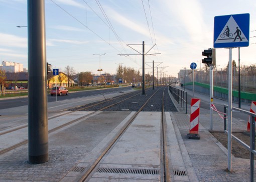 Linia tramwajowa przy alei Sikorskiego (31 października 2015)