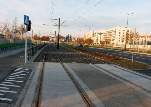 Linia tramwajowa przy alei Sikorskiego (31 października 2015)