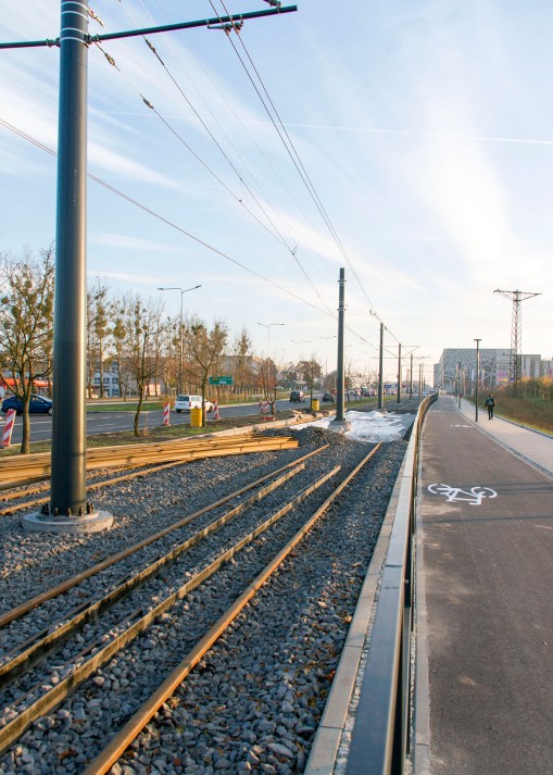 Linia tramwajowa przy alei Sikorskiego (31 października 2015)