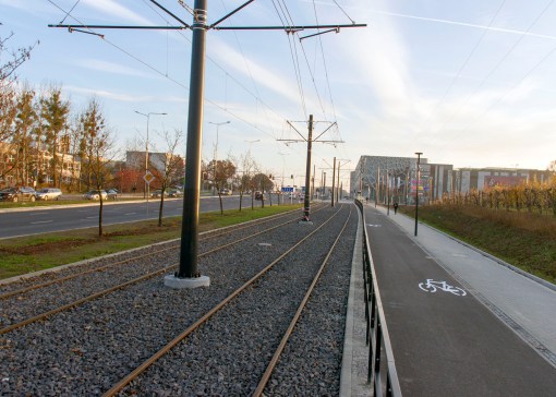 Linia tramwajowa przy alei Sikorskiego (31 października 2015)