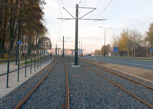 Linia tramwajowa przy alei Sikorskiego (31 października 2015)