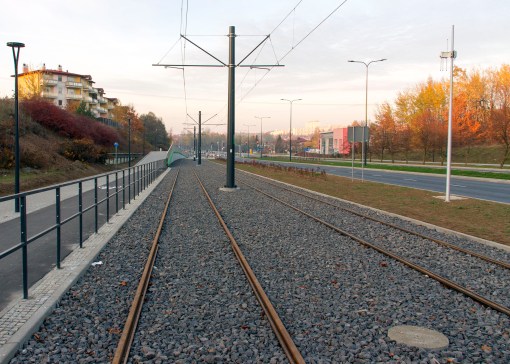 Linia tramwajowa przy alei Sikorskiego (31 października 2015)