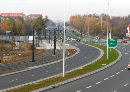 Linia tramwajowa przy ulicy Płoskiego (31 października 2015)