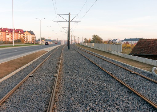 Linia tramwajowa przy ulicy Płoskiego (31 października 2015)