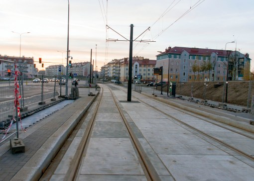 Linia tramwajowa przy ulicy Witosa (31 października 2015) - przystanek Witosa