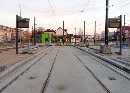 Linia tramwajowa przy ulicy Witosa (31 października 2015) - przystanek końcowy Kanta